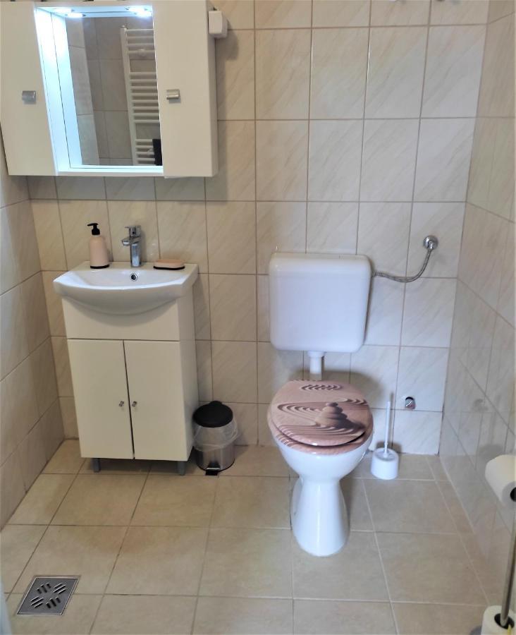 Panorama Apartman Vác Екстериор снимка