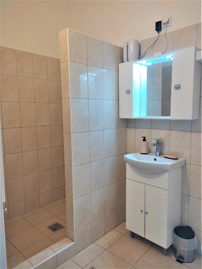 Panorama Apartman Vác Екстериор снимка