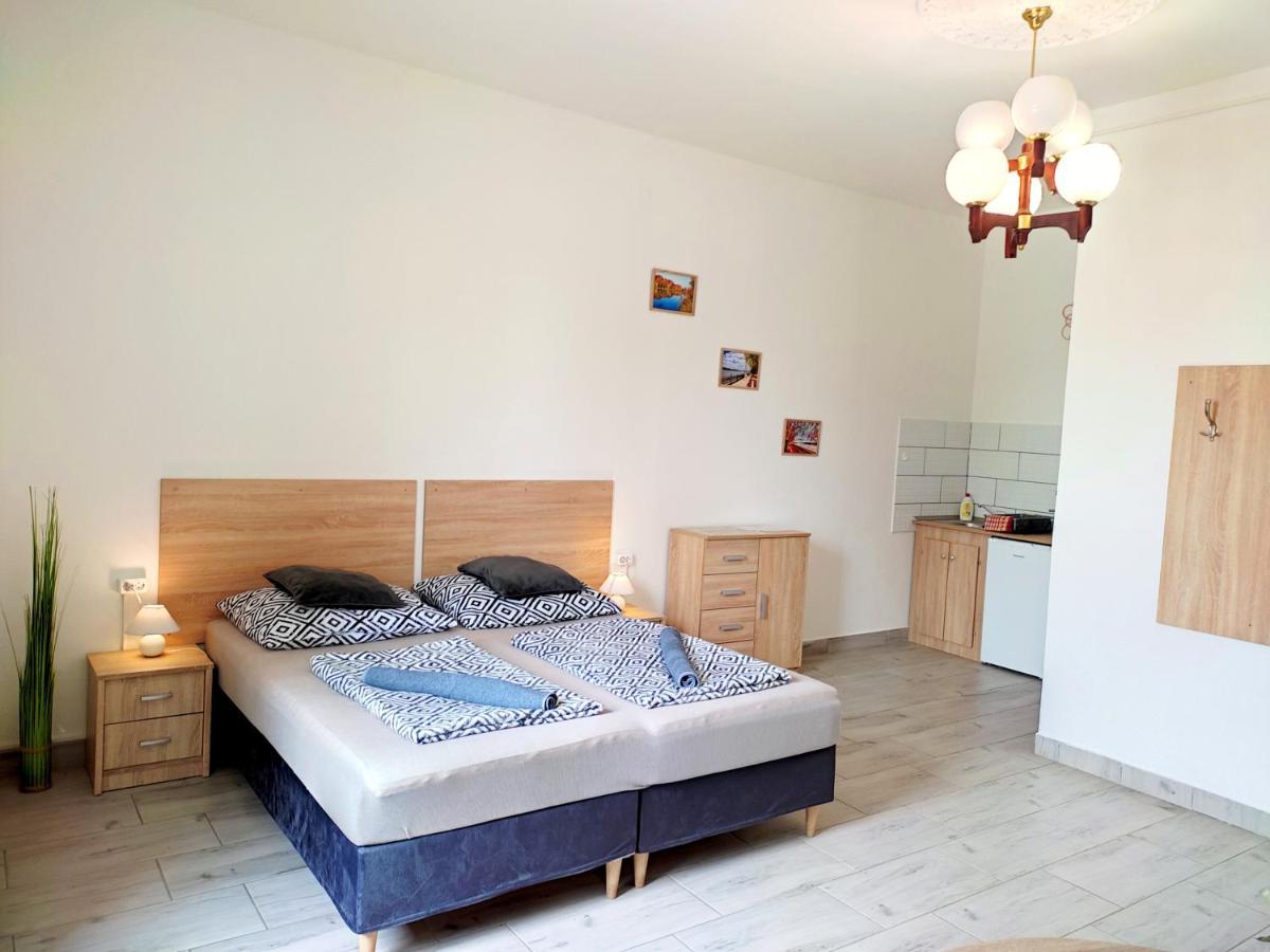 Panorama Apartman Vác Екстериор снимка